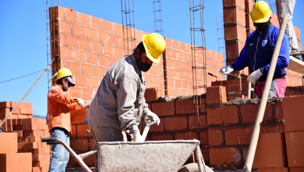 Destacan un aumento del 41,8% en la venta de cemento en la provincia